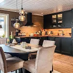 Stunning In With Sauna Feriehus